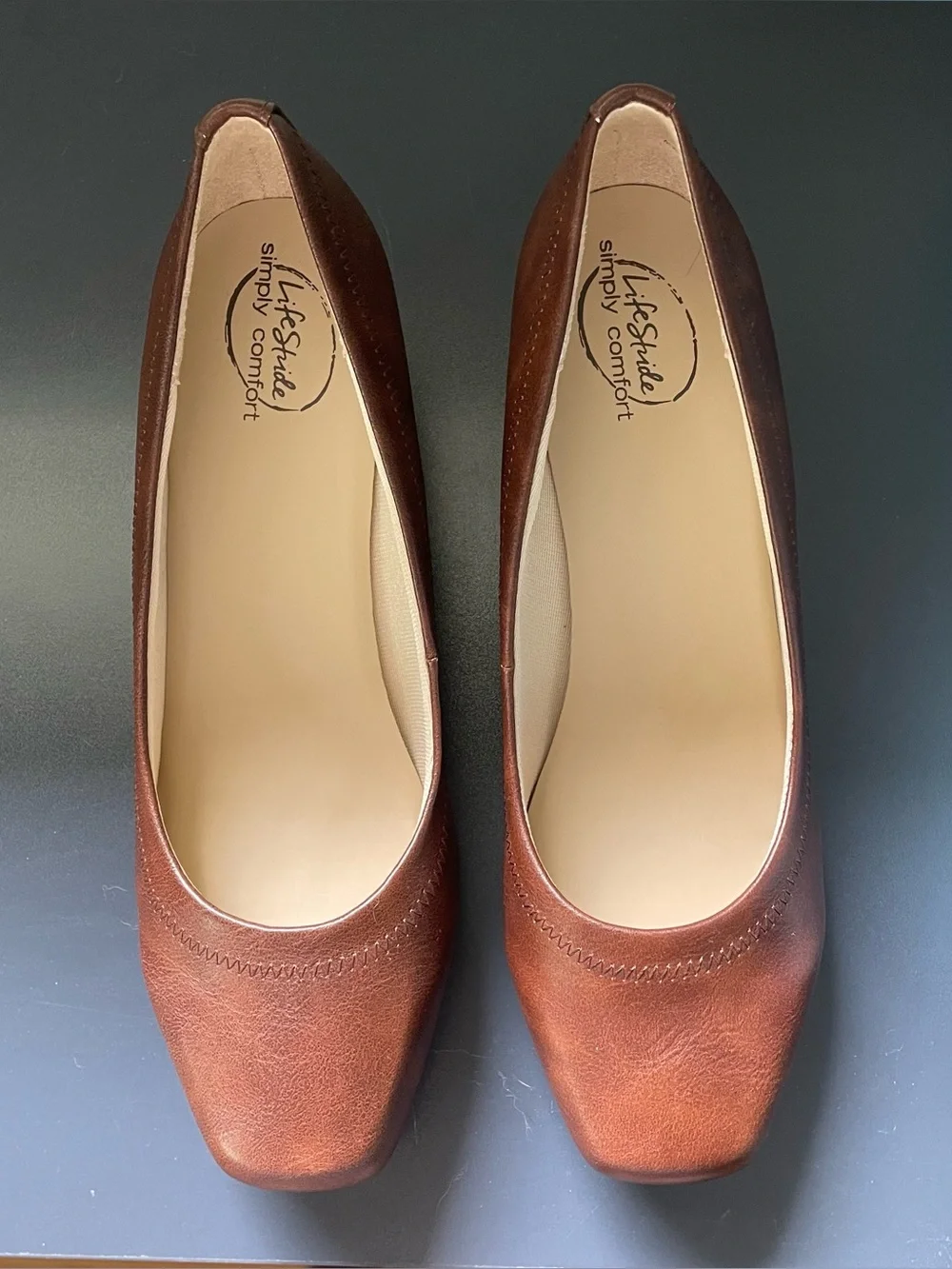 Life Stride Brown Wedges New With Tags Size 9